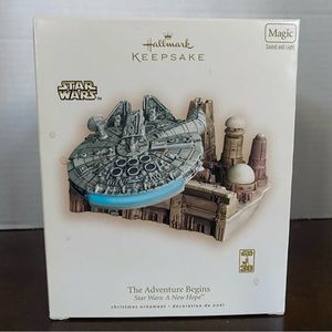 Collectible Hallmark Star Wars A New Hope “The Adventure Begins” Ornament 2007